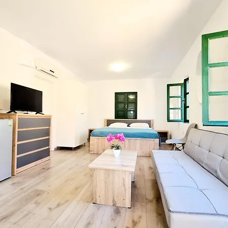 The 4Th Old Town Suites Rhodes City