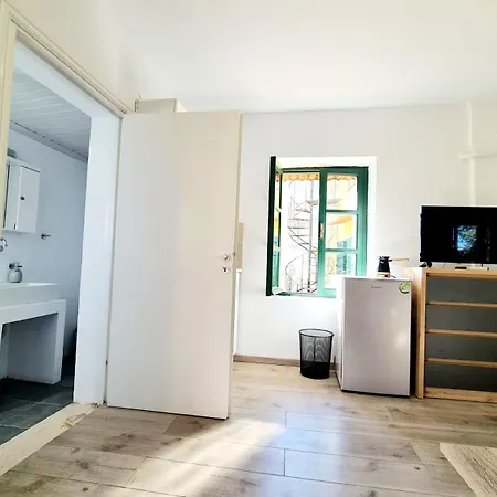 The 4Th Old Town Suites