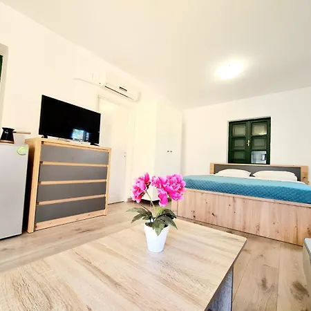 The 4Th Old Town Suites * Rhodes City