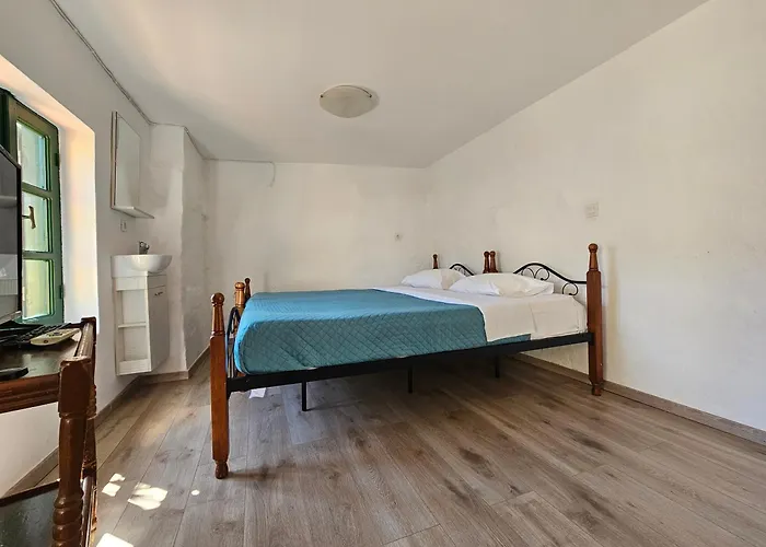 Apartman The 4Th Old Town Suites